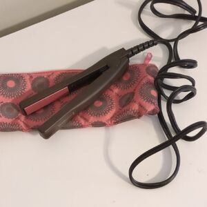 Remington Brown and Pink Hair Straightener with Patterned Pouch